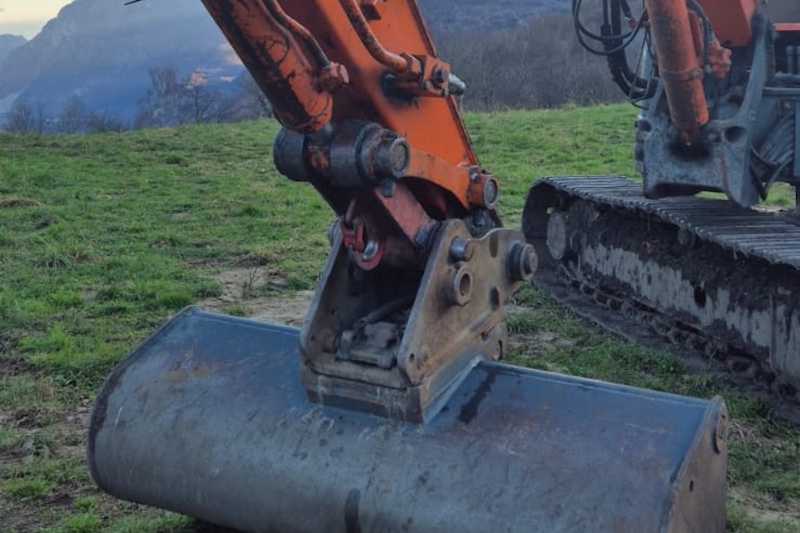 OmecoHub - Immagine HITACHI ZX85USBLC-3